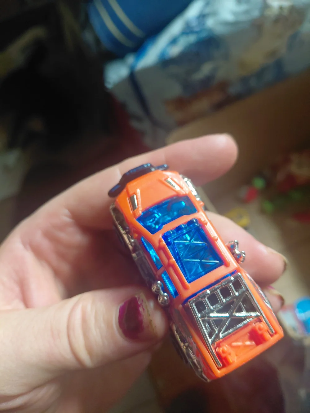 Zuru vibrant orange